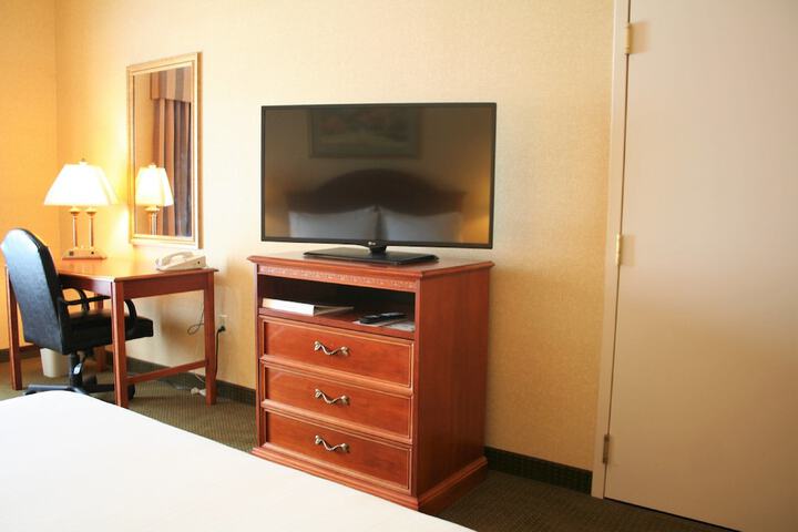 Room 30 of 37