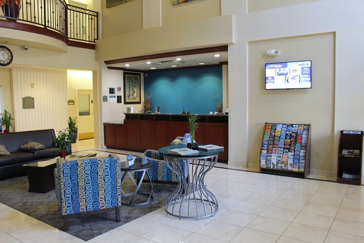 Hotel Interior 8 of 23