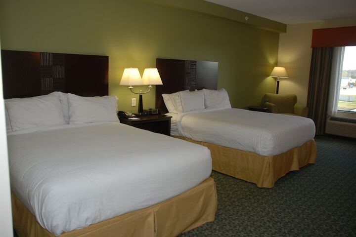 Holiday Inn Express & Suites Covington by IHG