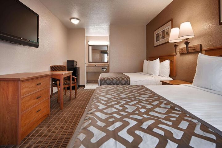 Room 42 of 45