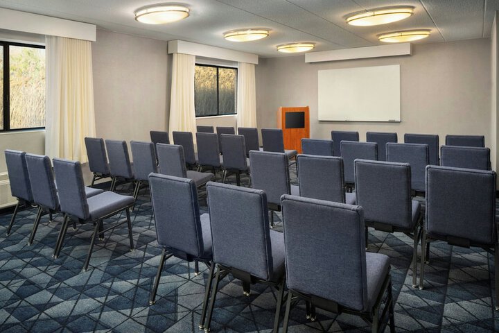 Courtyard by Marriott Hartford Cromwell