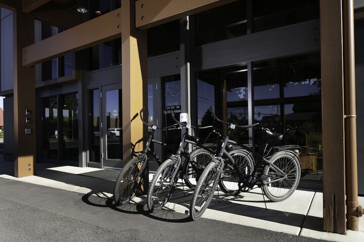 Waypoint Hotel
