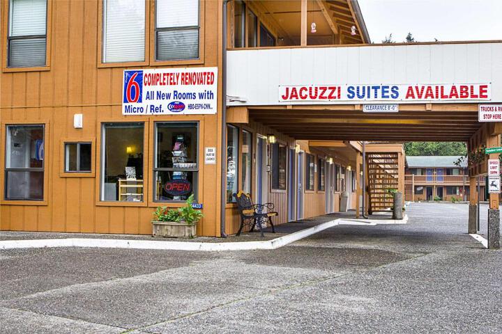 Motel 6 Gold Beach OR