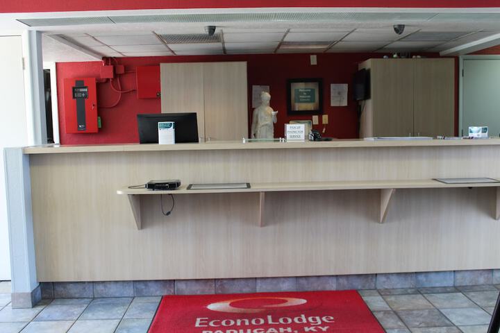 Business Center 13 of 13