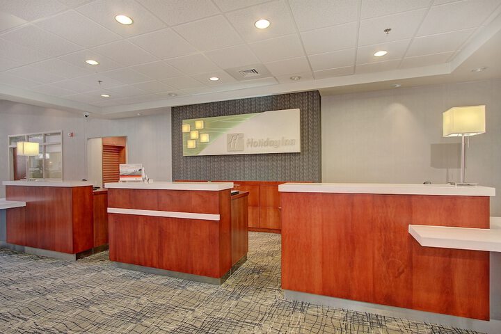Holiday Inn University Plaza-Bowling Green by IHG