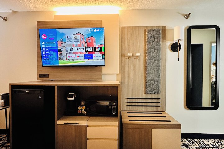Best Western Plus Omaha Airport Inn