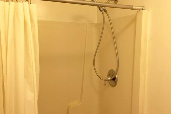 Room 14 of 23
