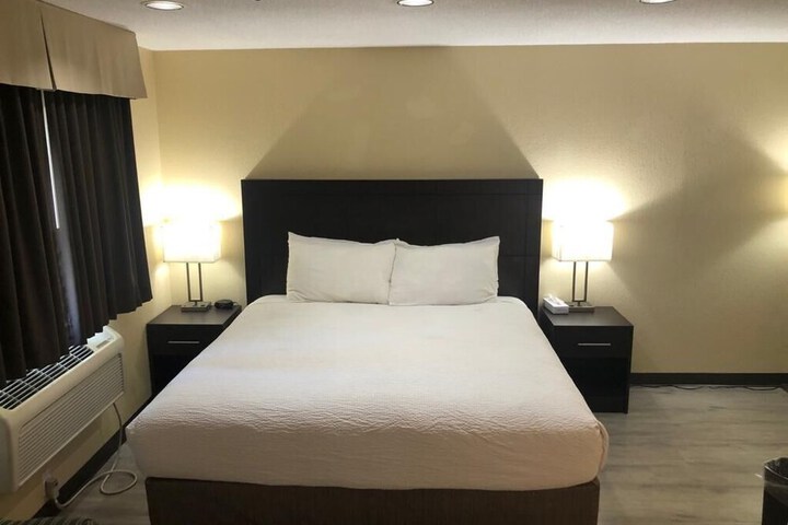 Room 46 of 75