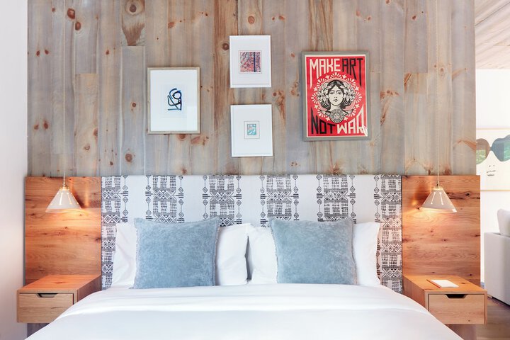 Woodstock Way Hotel