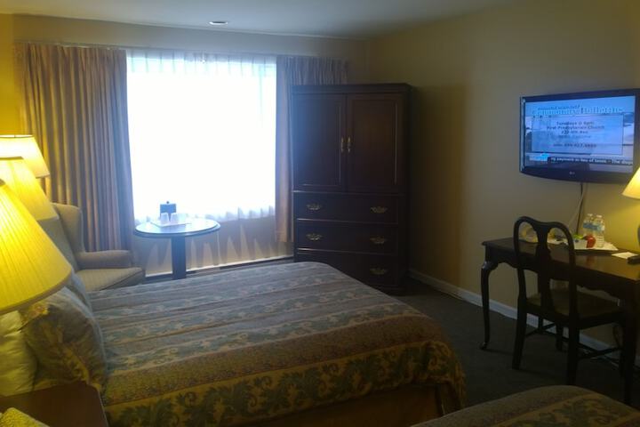 Pacific Inn