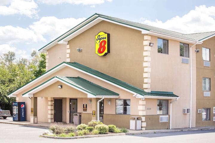 Hotel 2 of 15