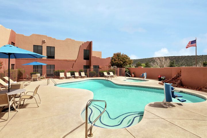 Pool 5 of 34