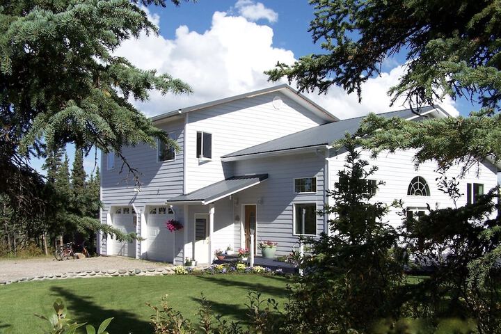 Denali Primrose B & B