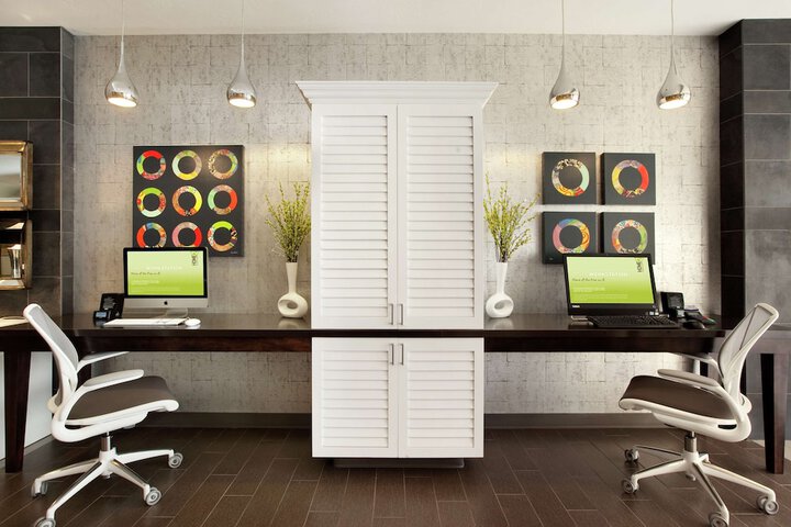 Business Center 22 of 22