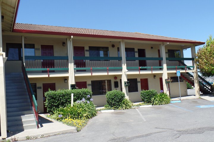 Hotel 3 of 14