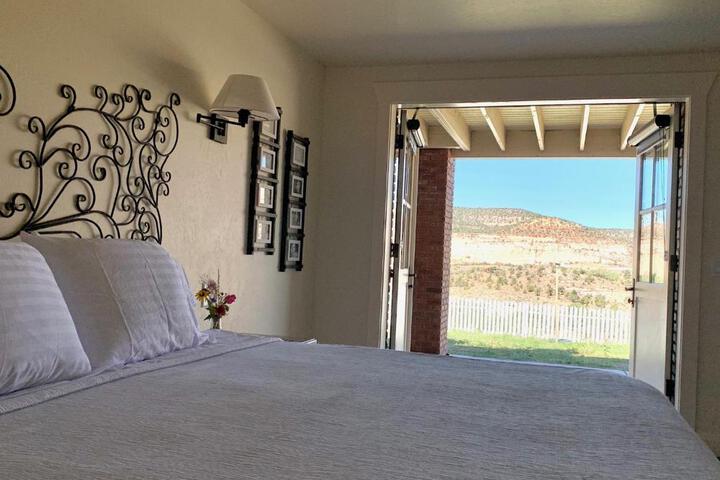 Annies Place Bed & Breakfast