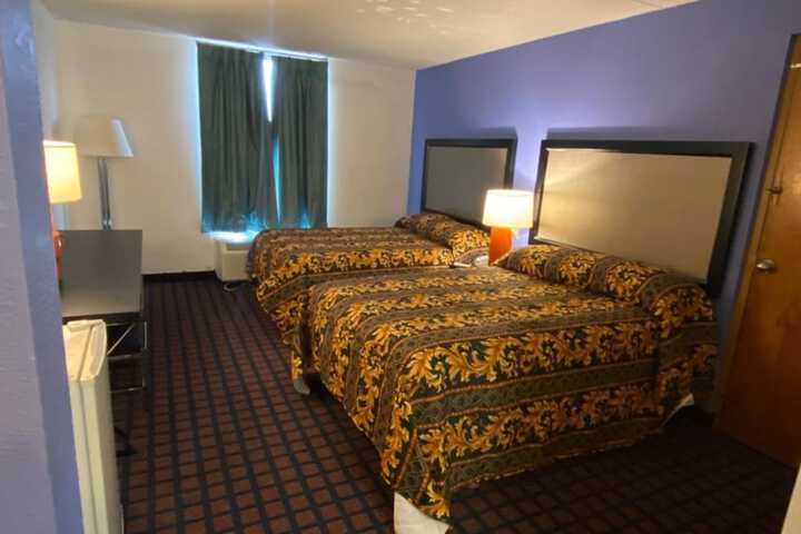 Room 22 of 32