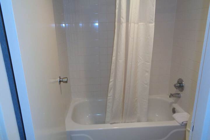 Room 43 of 54