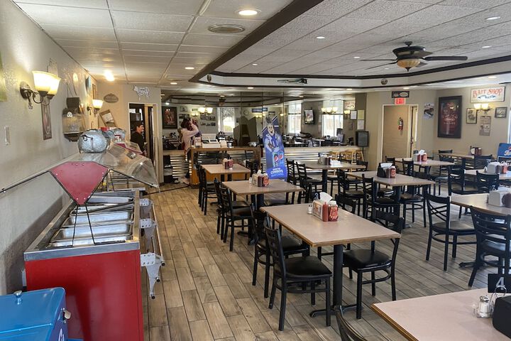 Ramada by Wyndham Enid