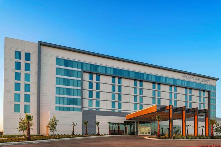 Hotel 2 of 66