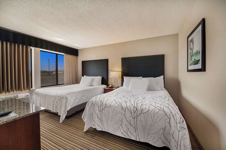 Room 18 of 40