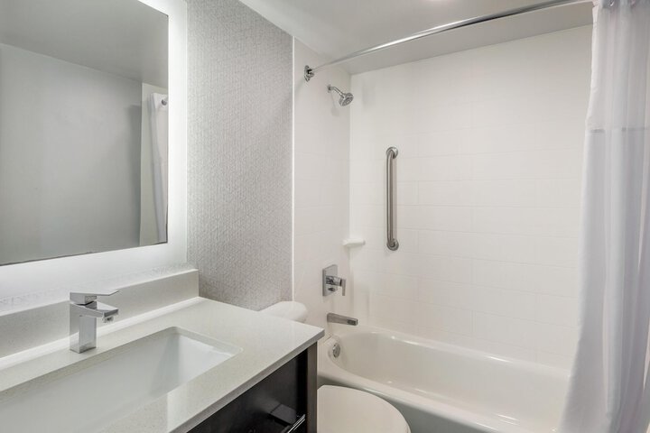 Best Western Plus Daytona Inn Seabreeze Oceanfront