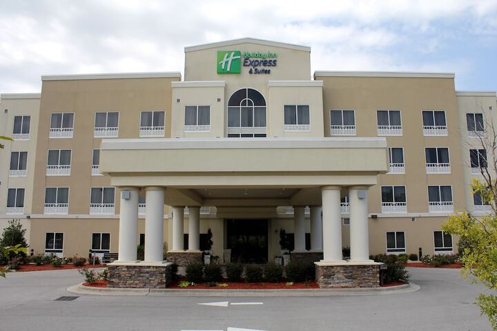 Hotel 2 of 33