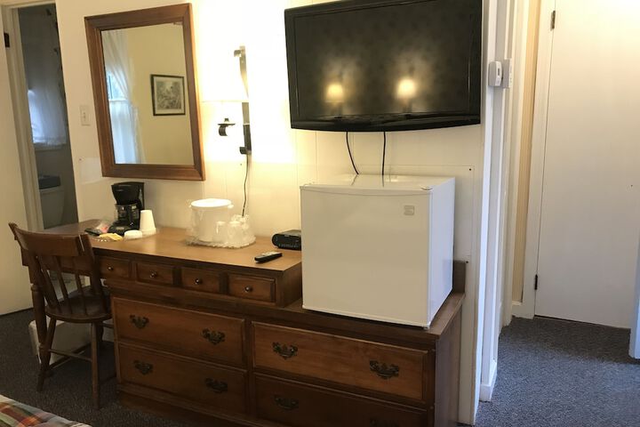 Room 43 of 84