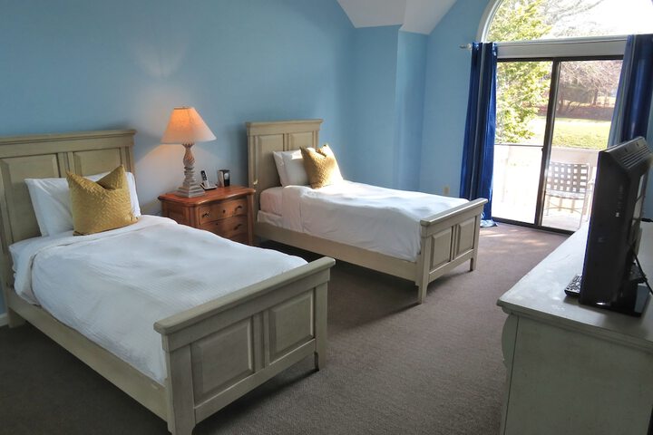 Room 46 of 73