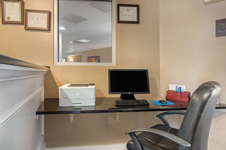 Business Center 40 of 40