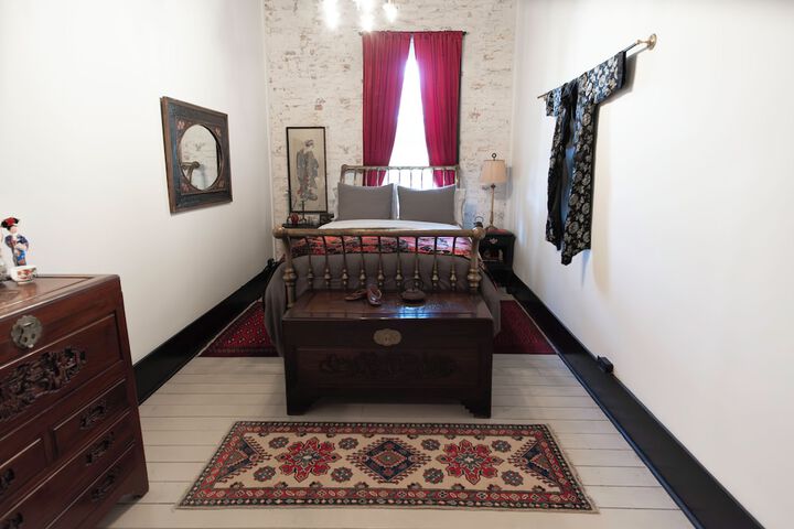 Room 11 of 60