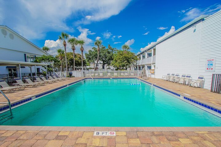 Pool 4 of 71