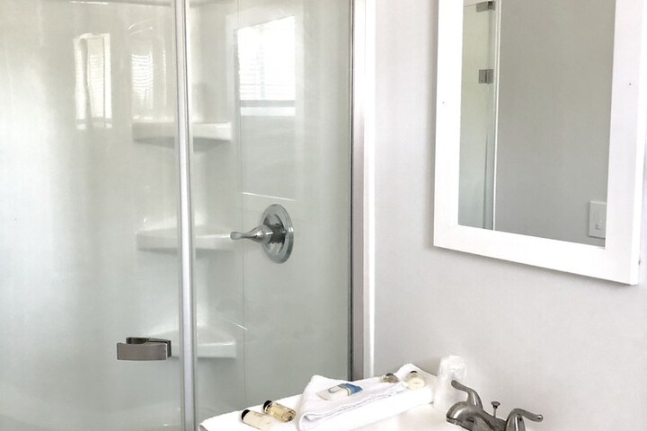Room 34 of 48