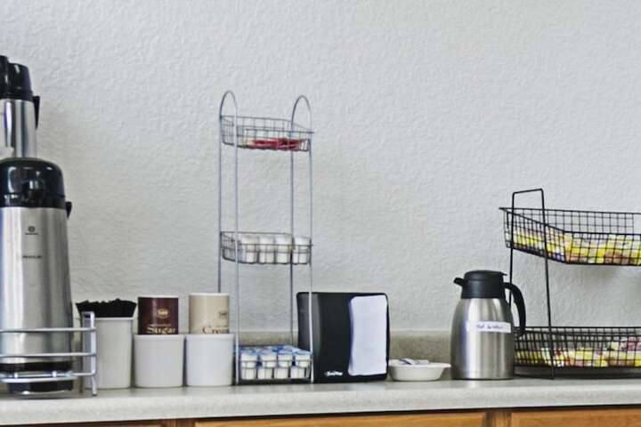 Breakfast/Coffee Service 31 of 31
