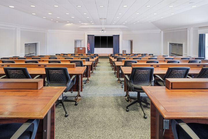 Crowne Plaza Albany - The Desmond Hotel by IHG