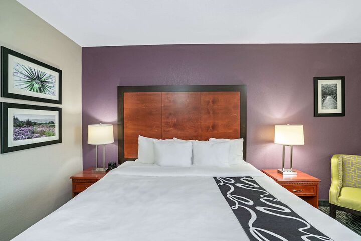 Room 35 of 51