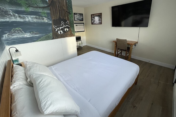 Room 17 of 20