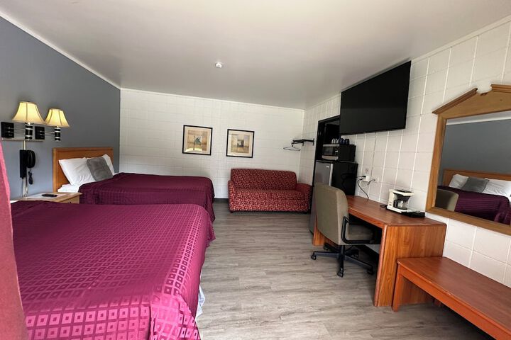 Skyview Motel