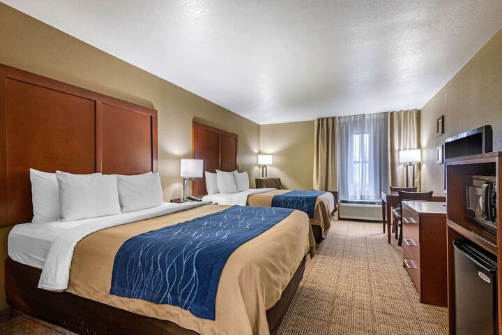 Room 34 of 73