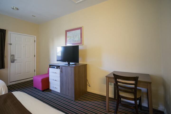 Room 15 of 31