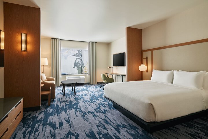 Room 30 of 61
