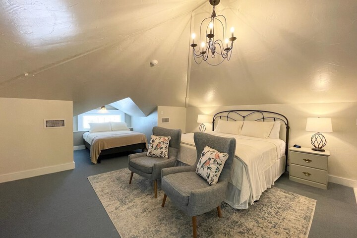 Room 27 of 150