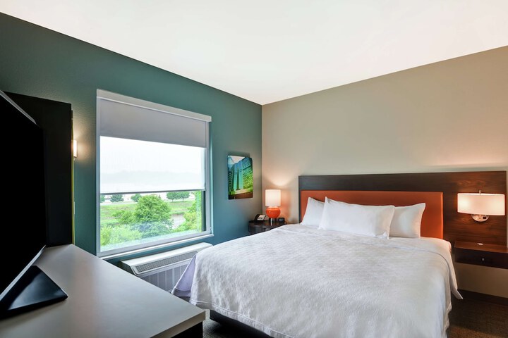 Room 35 of 54