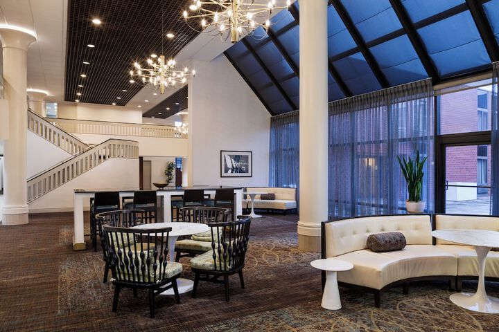 Holiday Inn Washington-Dulles International Airport by IHG