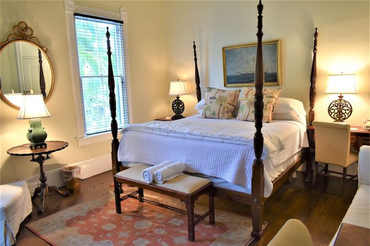Room 100 of 259