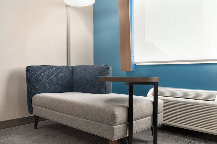 Holiday Inn Express Hotel & Suites Mesquite by IHG
