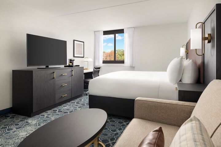 DoubleTree by Hilton Downtown Concord