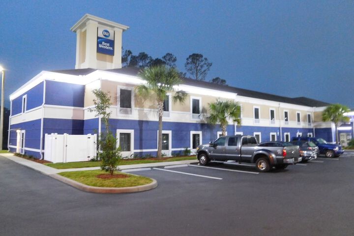 Hotel 2 of 25