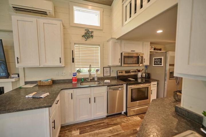 Live Oak Landing
