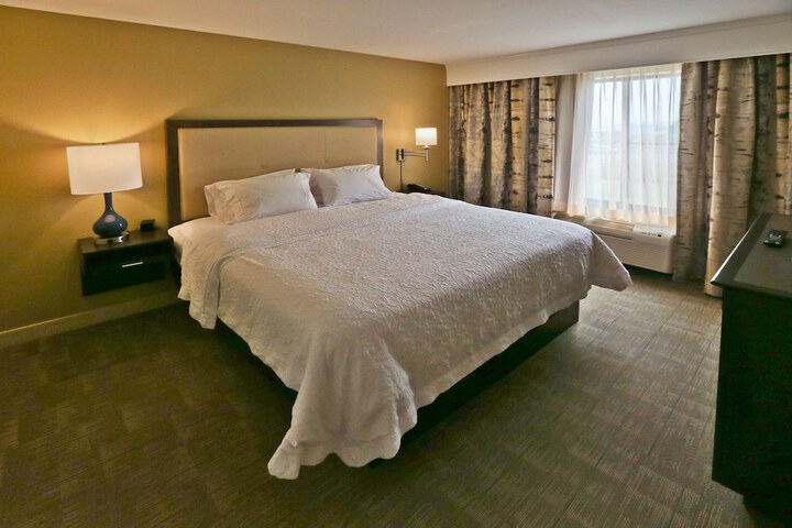 Room 16 of 31